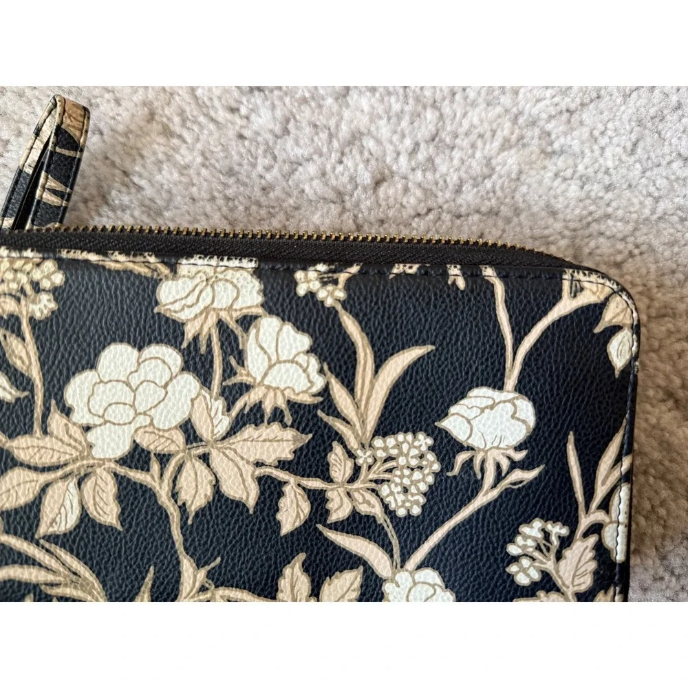 Floral Wristlet‎ Wallet, Double Zip Around Clutch, Black